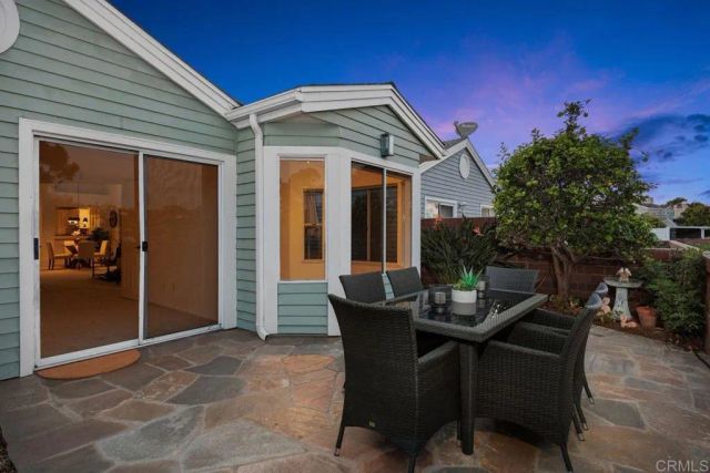 7104 Lantana, Carlsbad, CA 92011