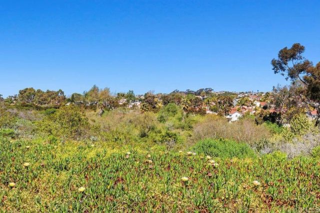 7104 Lantana, Carlsbad, CA 92011