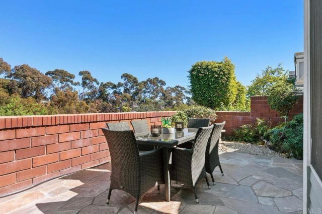 7104 Lantana, Carlsbad, CA 92011