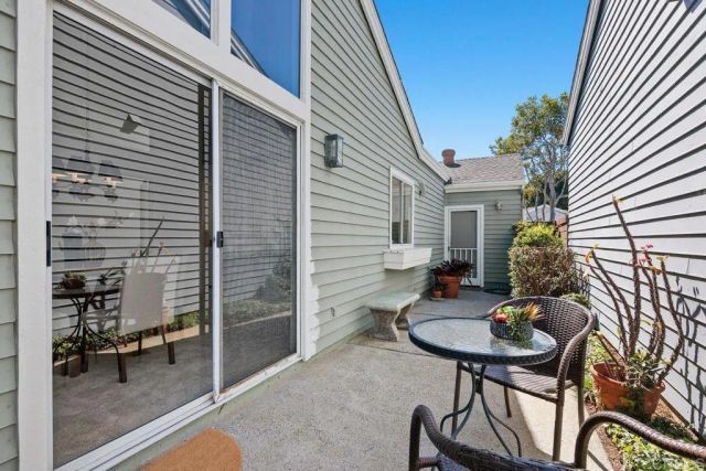 7104 Lantana, Carlsbad, CA 92011