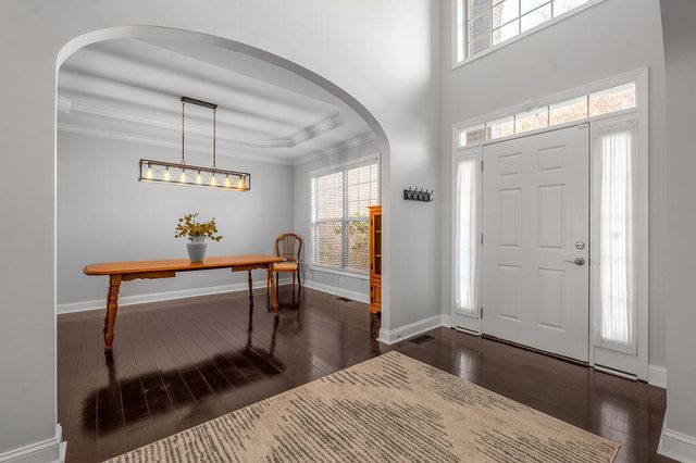 549 Madison Point Drive, Lexington, KY 40515