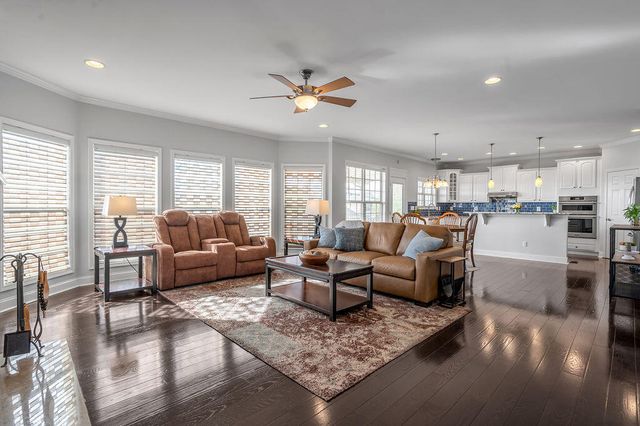 549 Madison Point Drive, Lexington, KY 40515