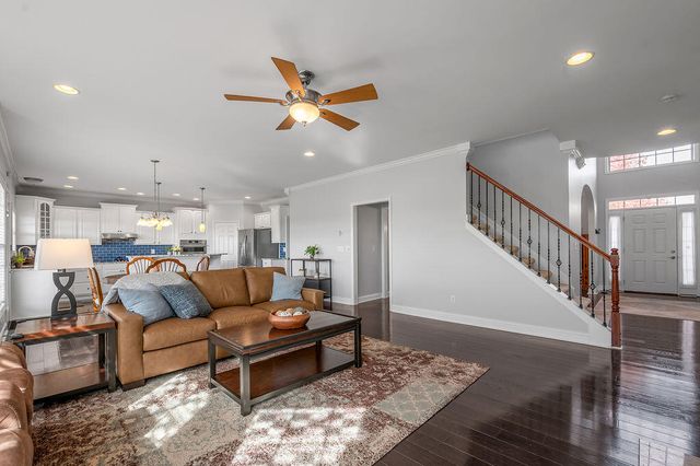 549 Madison Point Drive, Lexington, KY 40515