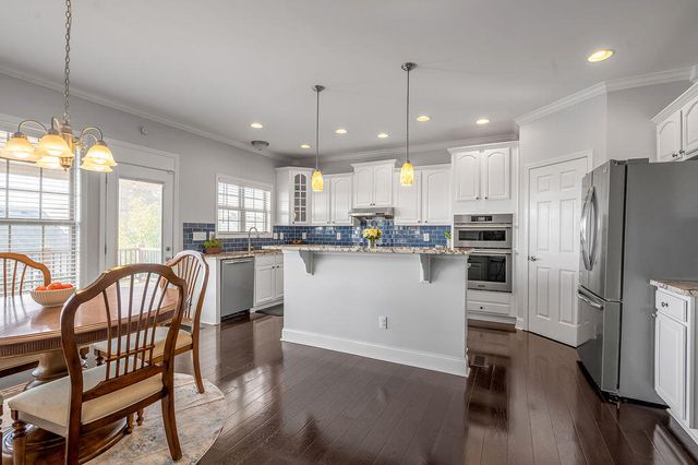 549 Madison Point Drive, Lexington, KY 40515