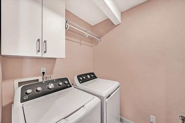 4530 Colonial Place DR, Roanoke, VA 24018