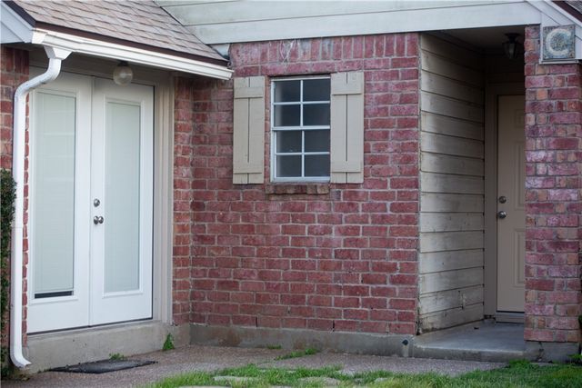 1001 W Bayview Blvd W C, Portland, TX 78374