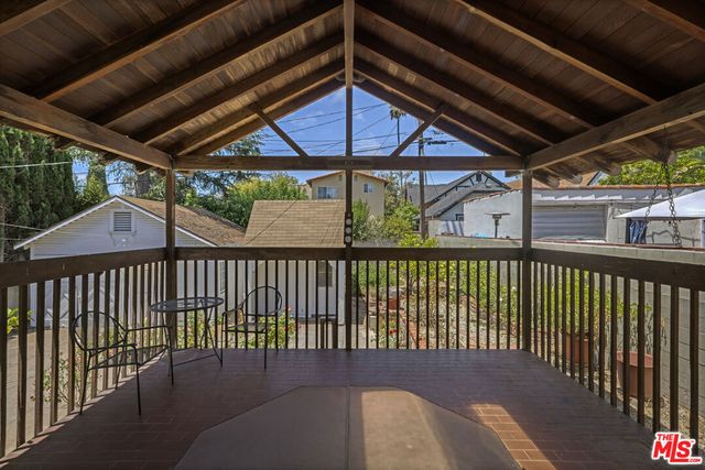 2315 Nella Vista Avenue, Los Angeles, CA 90027