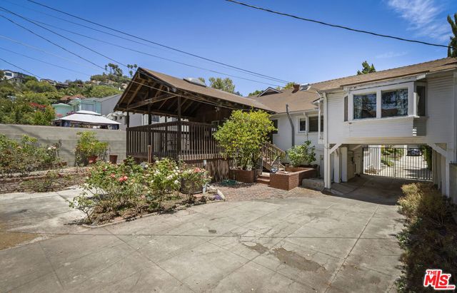 2315 Nella Vista Avenue, Los Angeles, CA 90027
