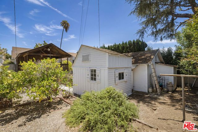 2315 Nella Vista Avenue, Los Angeles, CA 90027