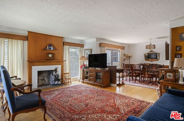 2315 Nella Vista Avenue, Los Angeles, CA 90027