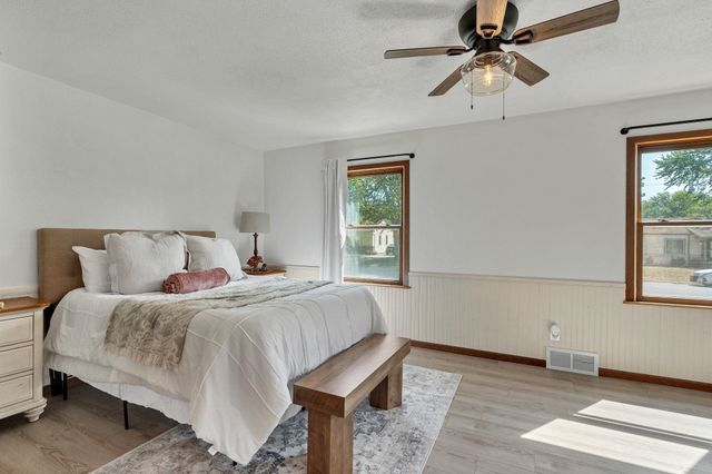 1021 N Kokomo Ave, Derby, KS 67037