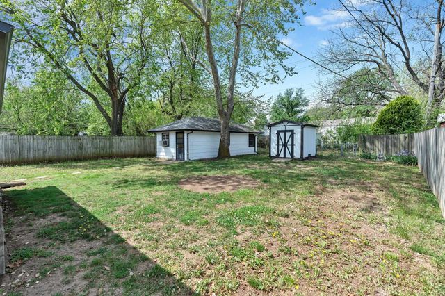 1021 N Kokomo Ave, Derby, KS 67037