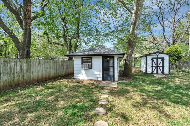 1021 N Kokomo Ave, Derby, KS 67037