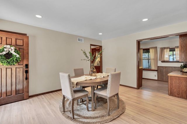 1021 N Kokomo Ave, Derby, KS 67037