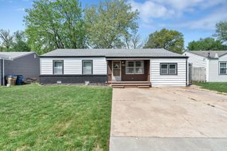 1021 N Kokomo Ave, Derby, KS 67037