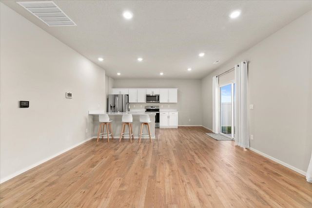 10424 W Duckhook Rd, Cheney, WA 99004
