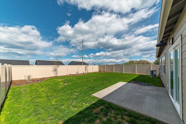 10424 W Duckhook Rd, Cheney, WA 99004
