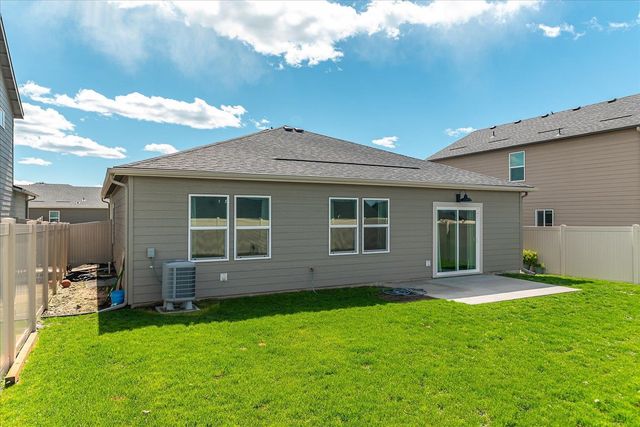 10424 W Duckhook Rd, Cheney, WA 99004