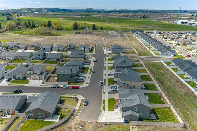 10424 W Duckhook Rd, Cheney, WA 99004