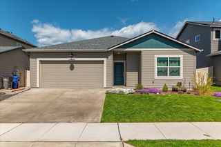 10424 W Duckhook Rd, Cheney, WA 99004