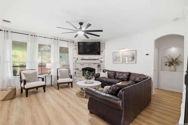 1310 SCENIC KNL, San Antonio, TX 78258