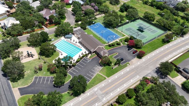 1310 SCENIC KNL, San Antonio, TX 78258