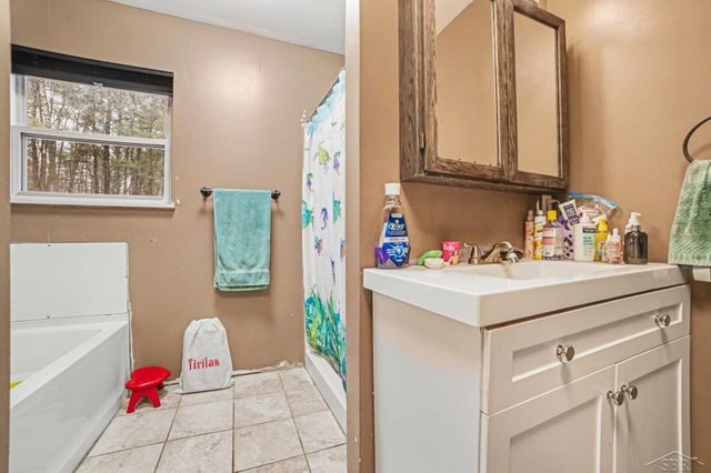 3305 Robertson Drive, Beaverton, MI 48612