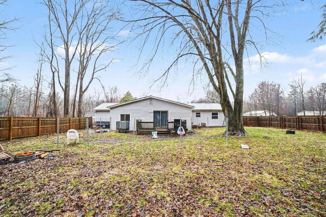 3305 Robertson Drive, Beaverton, MI 48612