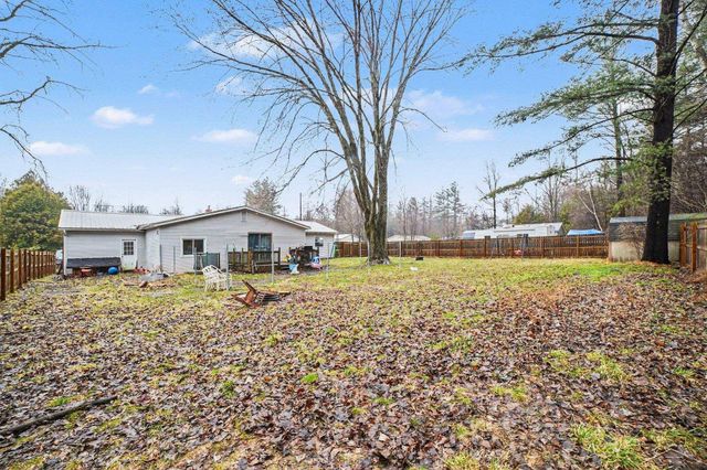 3305 Robertson Drive, Beaverton, MI 48612