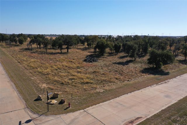 000 Ballpark Way, Jacksboro, TX 76458