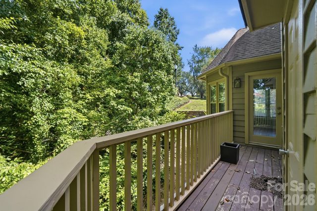 13820 Queens Harbor Road, Charlotte, NC 28278