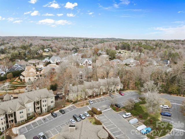 13820 Queens Harbor Road, Charlotte, NC 28278