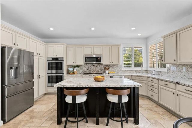 25501 Housman Place, Stevenson Ranch, CA 91381