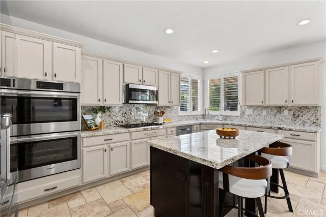 25501 Housman Place, Stevenson Ranch, CA 91381