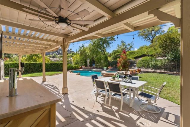 25501 Housman Place, Stevenson Ranch, CA 91381