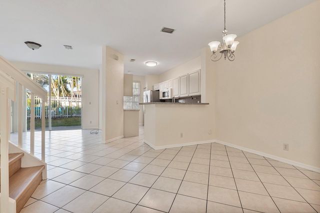 3811 NW 90th Way 3811, Sunrise, FL 33351