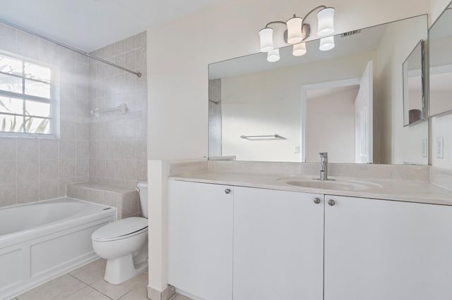 3811 NW 90th Way 3811, Sunrise, FL 33351