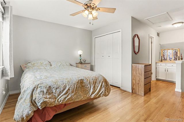 17648 E Loyola Drive B, Aurora, CO 80013