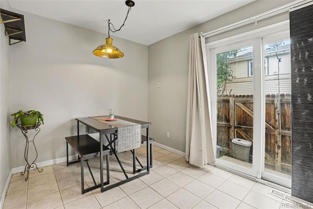 17648 E Loyola Drive B, Aurora, CO 80013