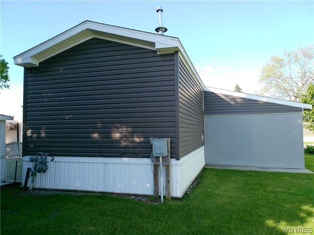 29 Xavier Road, Clarence, NY 14031
