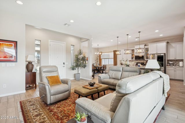 42197 W ROSEWOOD Lane, Maricopa, AZ 85138