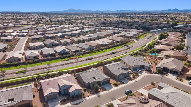 42197 W ROSEWOOD Lane, Maricopa, AZ 85138