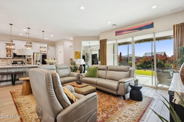 42197 W ROSEWOOD Lane, Maricopa, AZ 85138