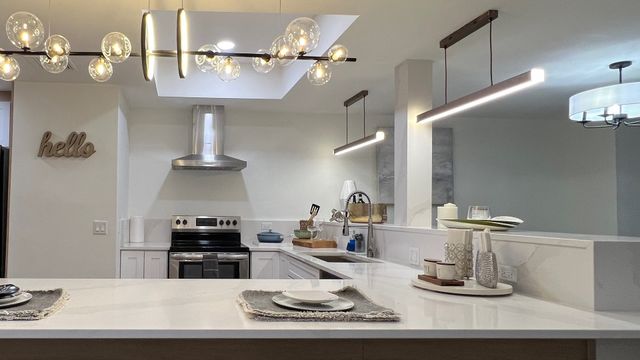 680 N Lake Shore Drive 919, Chicago, IL 60611
