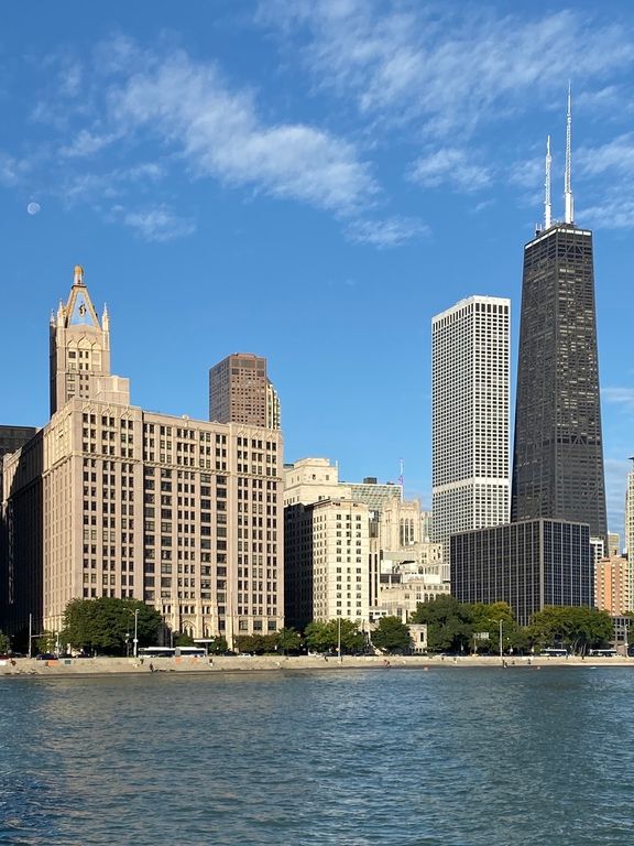 680 N Lake Shore Drive 919, Chicago, IL 60611