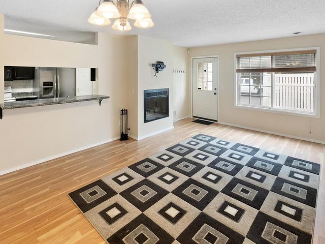 1917 Jan Echo Trail, Eagan, MN 55122