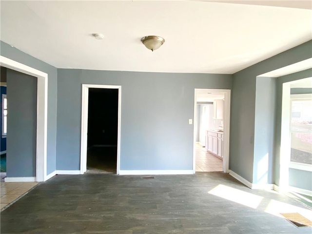 823 S Huttig Avenue, Independence, MO 64053