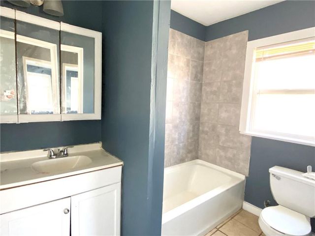 823 S Huttig Avenue, Independence, MO 64053