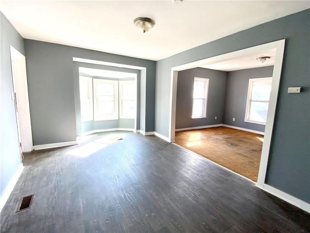 823 S Huttig Avenue, Independence, MO 64053