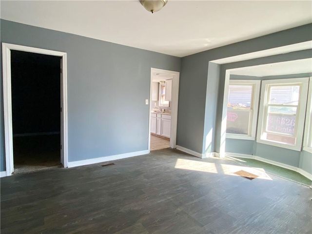 823 S Huttig Avenue, Independence, MO 64053